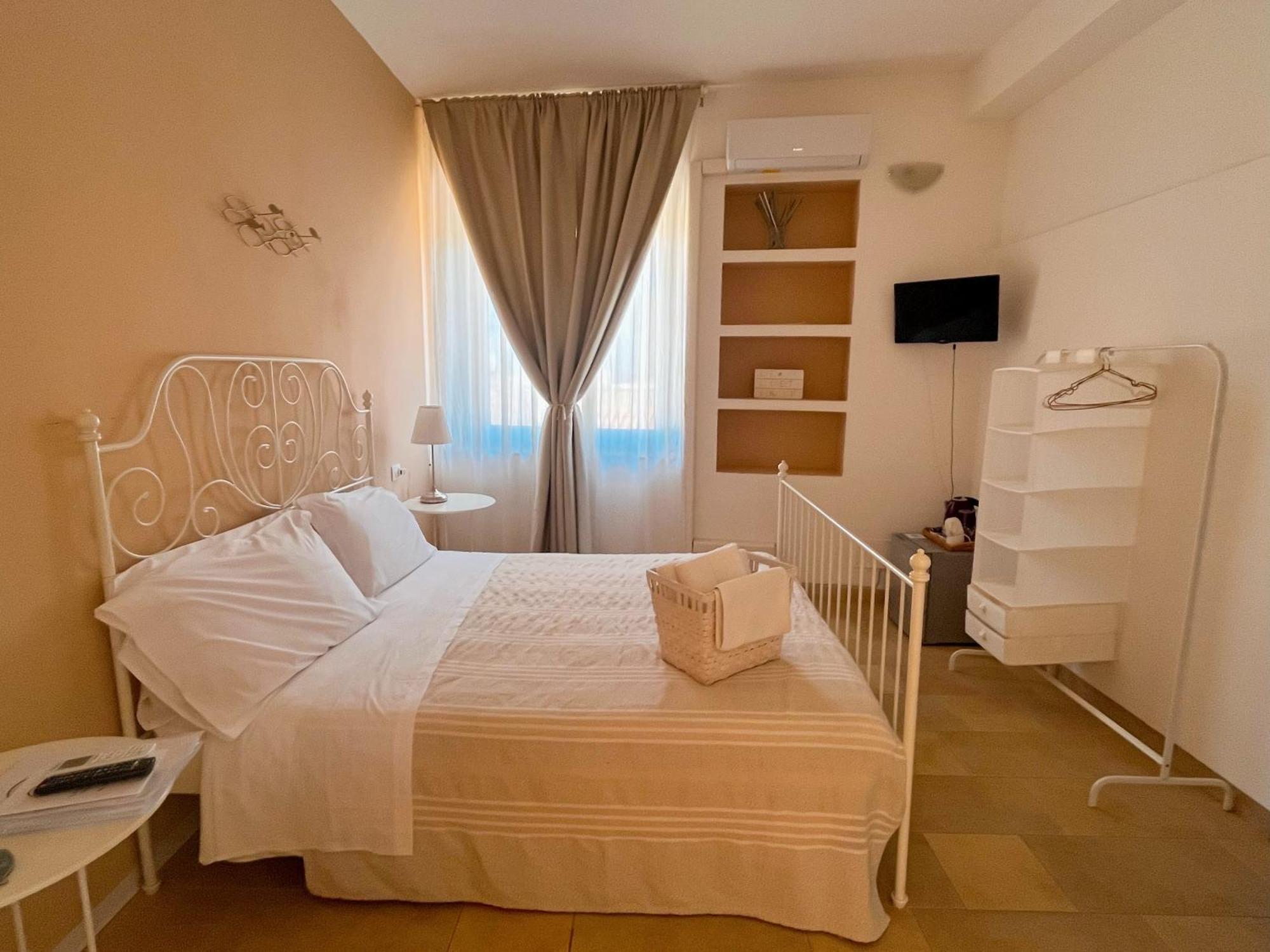 Regina Margherita B&B Марцамеми Екстериор снимка