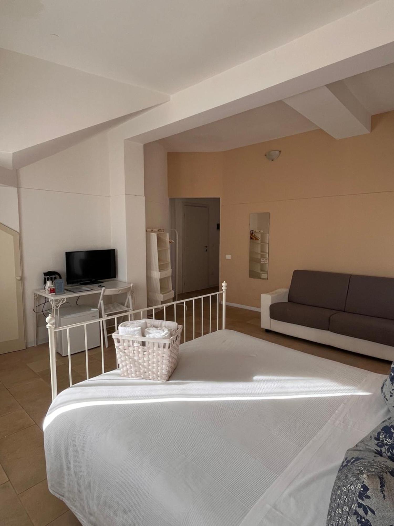 Regina Margherita B&B Марцамеми Екстериор снимка